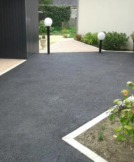 Parking perméable aménagé près de Tours